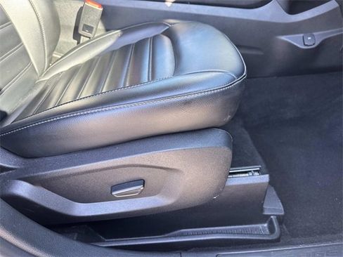 Used 2023 Ford Edge SEL image 11