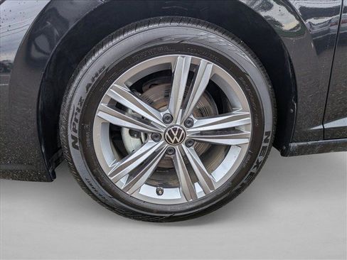 Used 2024 Volkswagen Jetta SE FWD image 22
