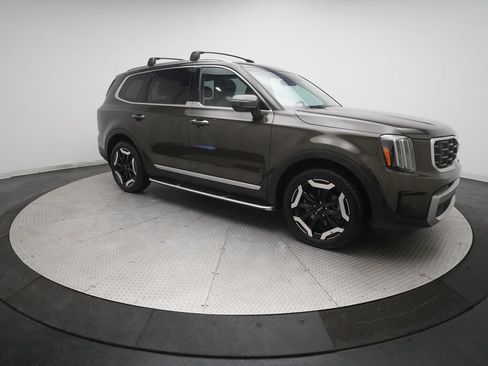 Used 2024 Kia Telluride S w/ S Sunroof Package FWD image 36
