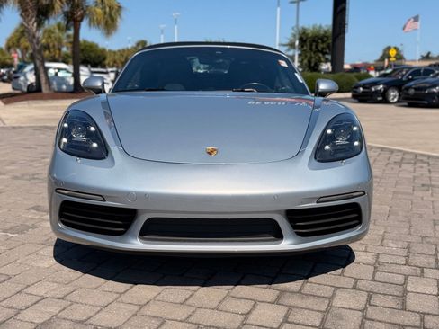Used 2021 Porsche 718 Boxster RWD image 3