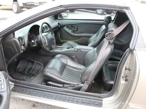 Used 2001 Pontiac Firebird Formula w/ Protection Group RWD image 14