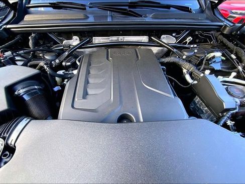 Used 2025 Audi Q5 Premium w/ Convenience Package image 29