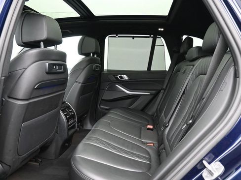 Used 2023 BMW X5 M50i image 23