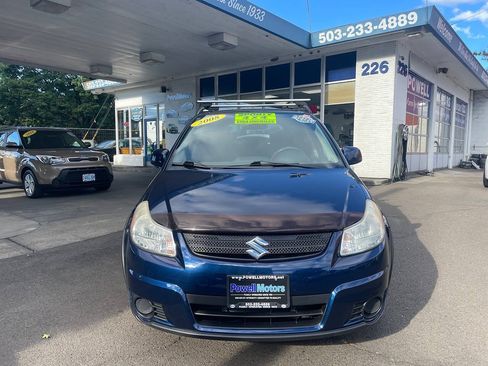 Used 2008 Suzuki SX4 AWD Hatchback image 2