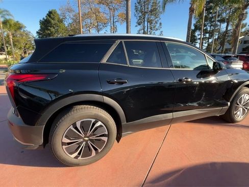 New 2025 Chevrolet Blazer EV LT image 8