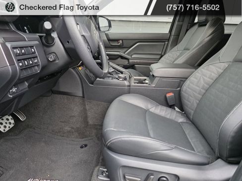 Used 2025 Toyota 4Runner TRD Sport Premium image 19