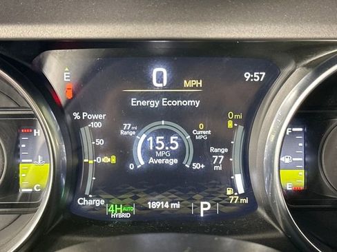 Used 2023 Jeep Wrangler Unlimited w/ Cold Weather Group image 18