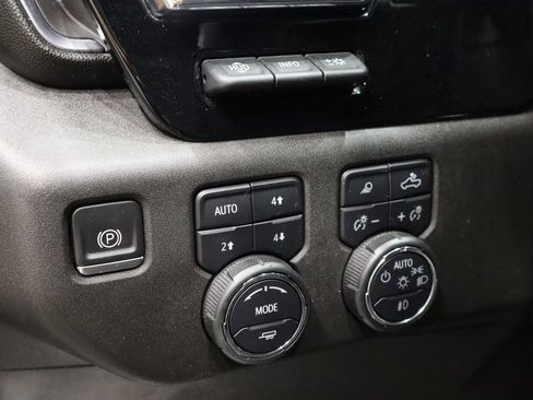 Used 2024 Chevrolet Silverado 3500 High Country w/ High Country Premium Package AWD/4WD image 17