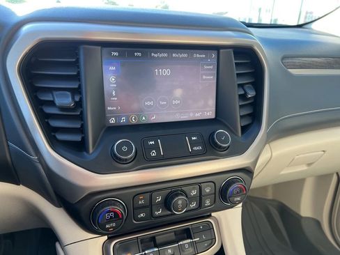 Certified 2022 GMC Acadia Denali w/ Denali Technology Package AWD/4WD image 16