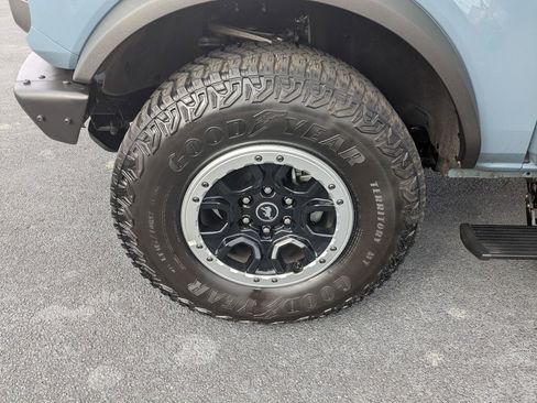 Used 2022 Ford Bronco Badlands w/ Sasquatch Package image 10