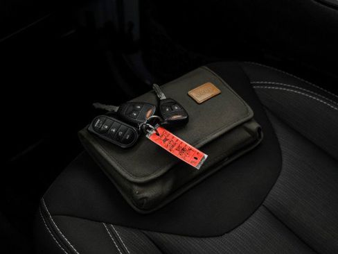 Used 2015 Jeep Wrangler Rubicon w/ Power Convenience Group image 52