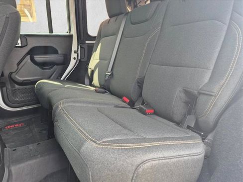 Used 2024 Jeep Wrangler Unlimited Sport AWD/4WD image 17