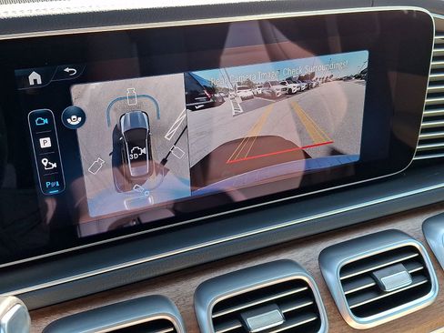 Used 2025 Mercedes-Benz GLE 580 4MATIC image 19