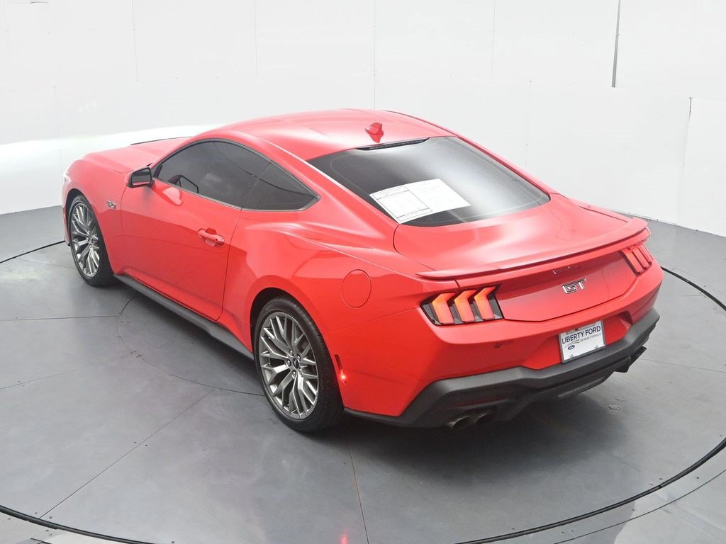 Used 2026 Ford Mustang GT Premium RWD image 31