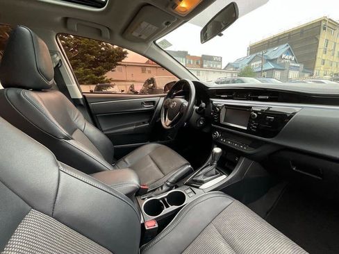 Used 2016 Toyota Corolla S FWD image 17