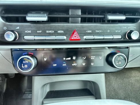 Used 2026 Hyundai Palisade SEL AWD/4WD image 19