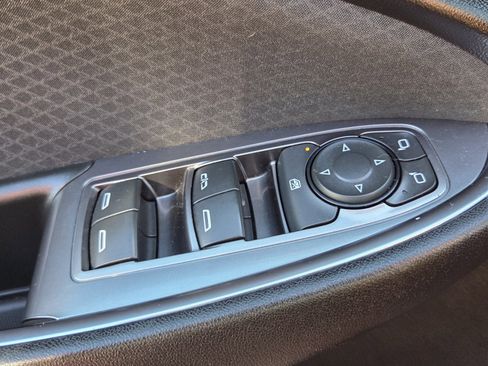 Used 2018 Chevrolet Malibu LT w/ Driver Confidence Package image 13