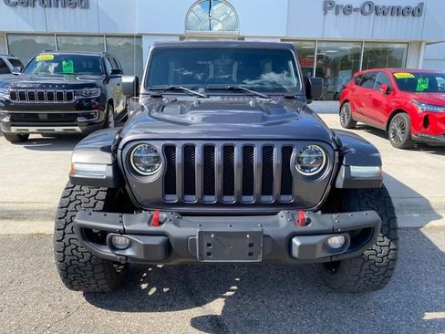Used 2022 Jeep Wrangler Unlimited Rubicon w/ Dual Top Group AWD/4WD image 9