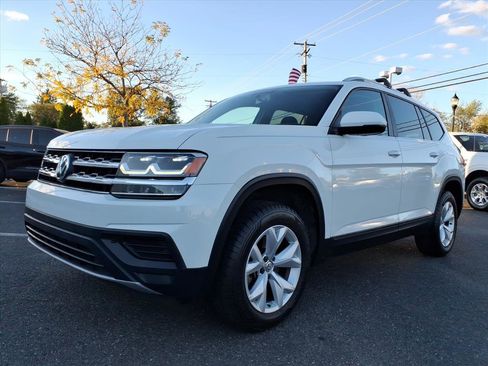 Used 2018 Volkswagen Atlas S image 2