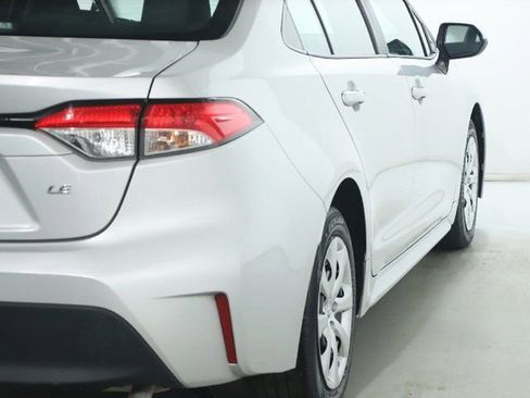 Used 2024 Toyota Corolla LE image 44