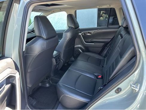 Used 2020 Toyota RAV4 XLE Premium w/ All Weather Liner Package image 17