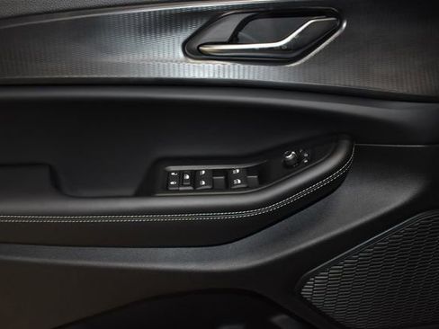 New 2025 Jeep Grand Cherokee L Altitude image 27