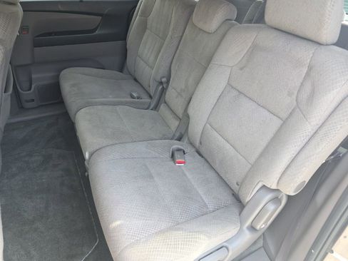 Used 2016 Honda Odyssey SE image 11