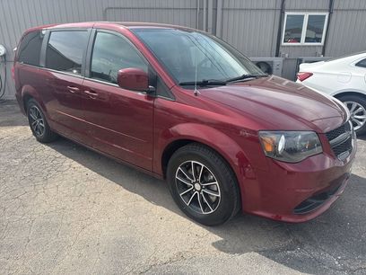 Used 2017 Dodge Grand Caravan SE