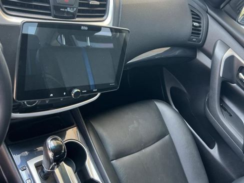 Used 2018 Nissan Altima 2.5 SR w/ SR Special Edition FWD image 12