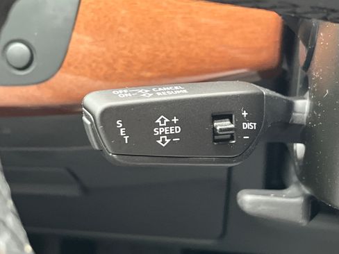 Used 2023 Audi A4 2.0T Premium w/ Convenience Package image 54