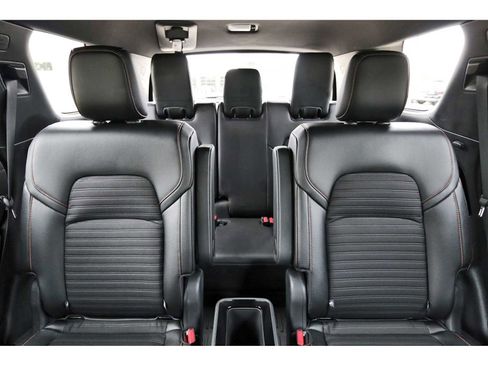 Used 2025 Nissan Pathfinder Rock Creek image 11