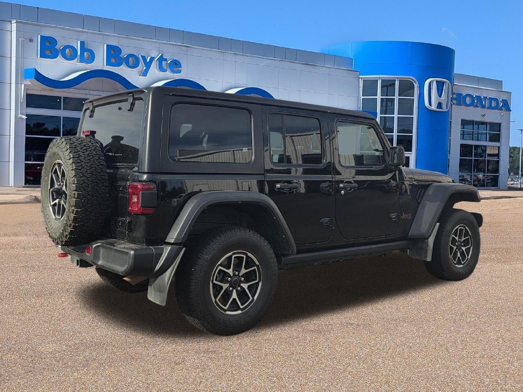 Used 2024 Jeep Wrangler Unlimited Rubicon AWD/4WD image 5