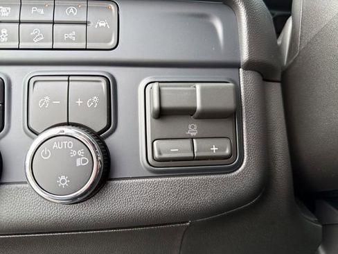 New 2026 Chevrolet Suburban LS w/ LPO, Dark Essentials Package image 36