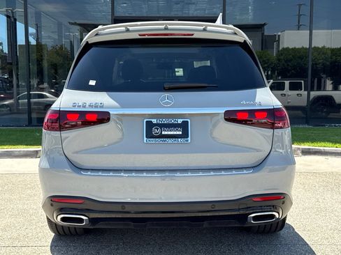 Used 2026 Mercedes-Benz GLS 450 4MATIC image 11