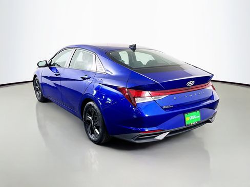 Used 2021 Hyundai Elantra SEL FWD image 7