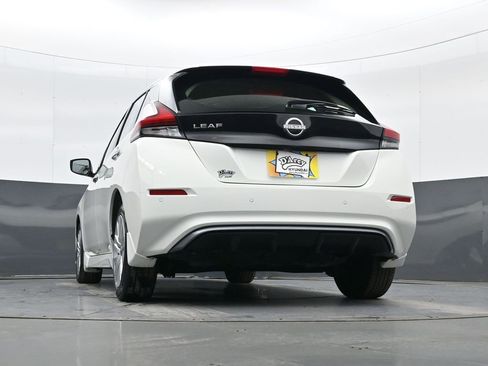Used 2023 Nissan Leaf S image 26