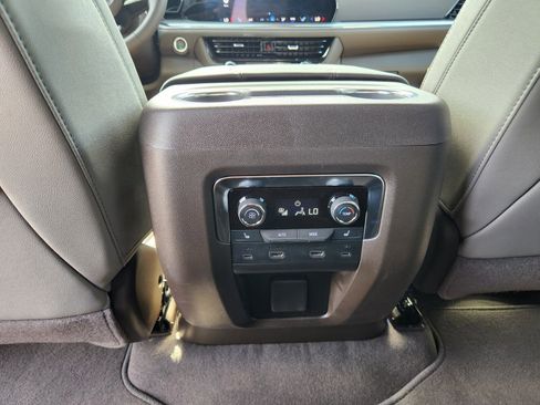 New 2026 Chevrolet Tahoe Z71 w/ Z71 Off-Road Package image 15