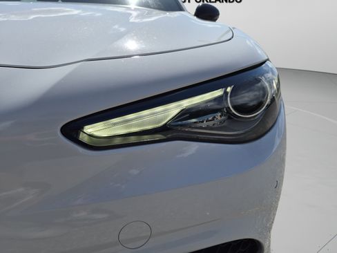 Used 2022 Alfa Romeo Giulia Veloce RWD image 56