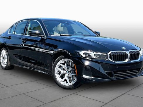 Certified 2025 BMW 330i Sedan w/ Convenience Package image 3