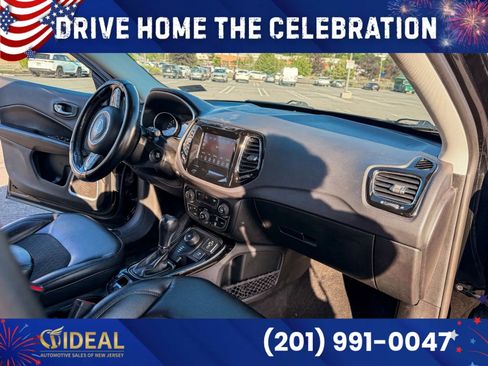 Used 2018 Jeep Compass Latitude w/ Popular Equipment Group AWD/4WD image 17