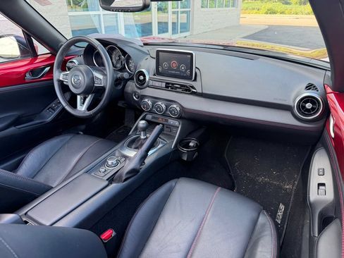 Used 2016 MAZDA MX-5 Miata Grand Touring RWD image 14