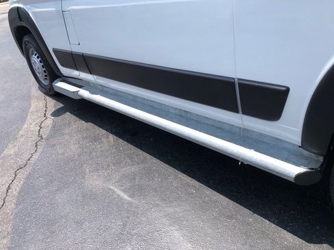 Used 2025 RAM ProMaster 2500 w/ U-Haul Equipment Group FWD image 14