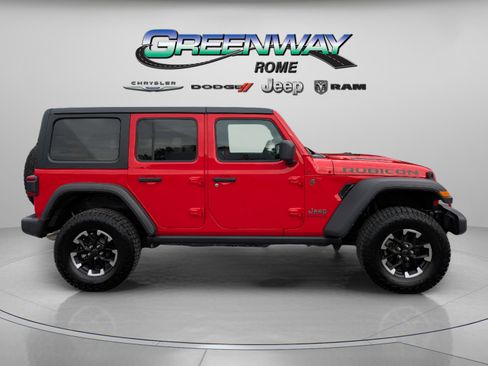 Used 2025 Jeep Wrangler Unlimited Rubicon image 5