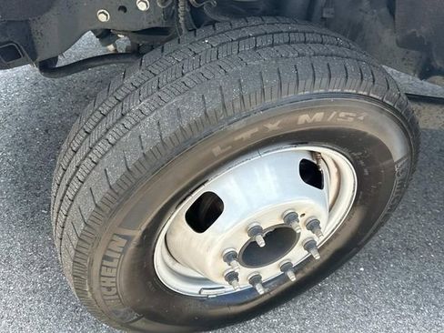 Certified 2024 Ford F350 XLT image 15