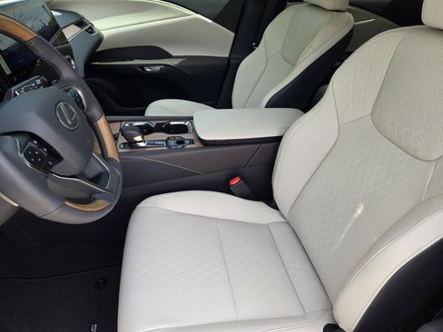 New 2026 Lexus RX 350 AWD image 8