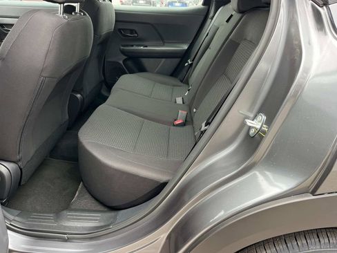 New 2026 Nissan Kicks S image 18