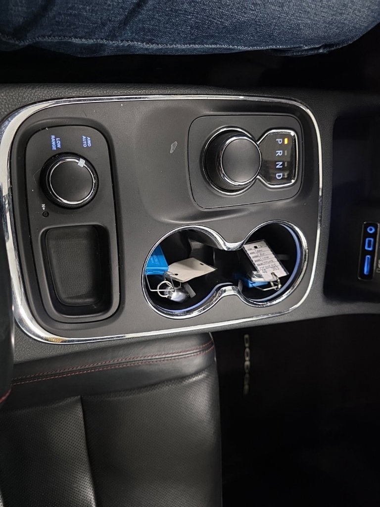Used 2017 Dodge Durango R/T w/ Technology Group AWD/4WD image 19