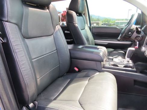 Used 2016 Toyota Tundra Limited w/ Limited Premium Package AWD/4WD image 33
