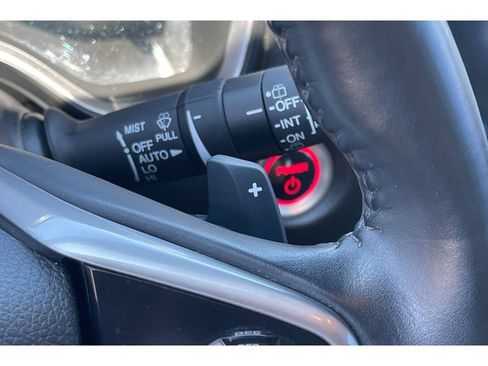 Used 2020 Honda CR-V Touring image 38