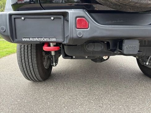 Used 2021 Jeep Wrangler Unlimited Rubicon AWD/4WD image 25